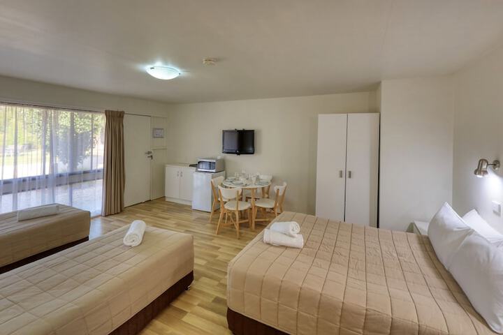 Room 7 of 47