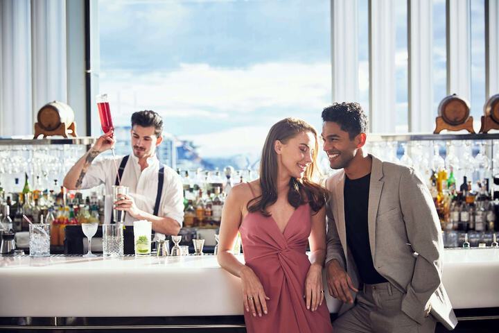 Lounge 85 of 105