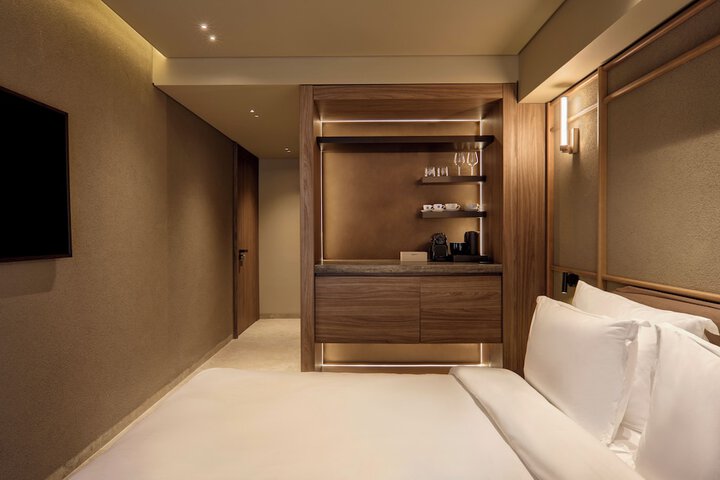 Room 3 of 23
