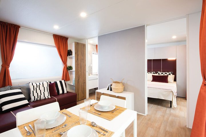 Room 20 of 33