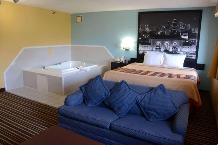 1 King Bed (1 of 21)