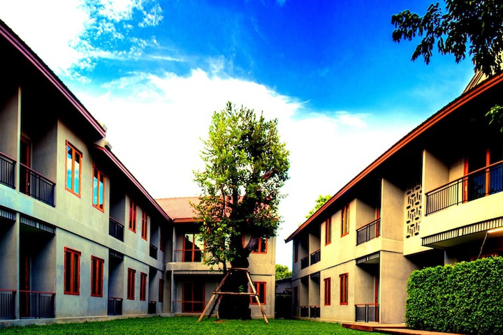 Hotel 83 of 99