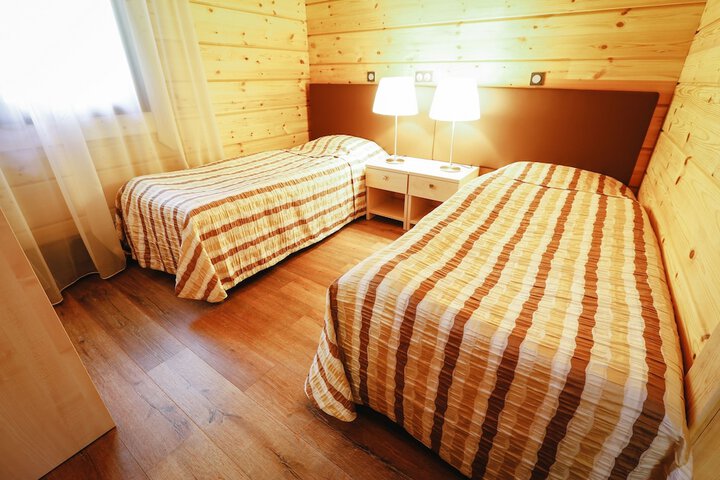 Room 4 of 81