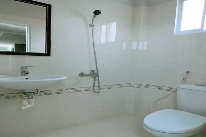 Room 25 of 27