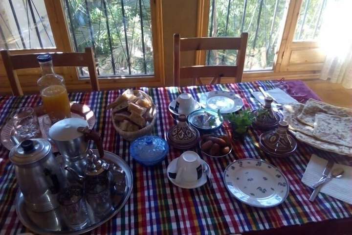 Breakfast/Coffee Service 12 of 38