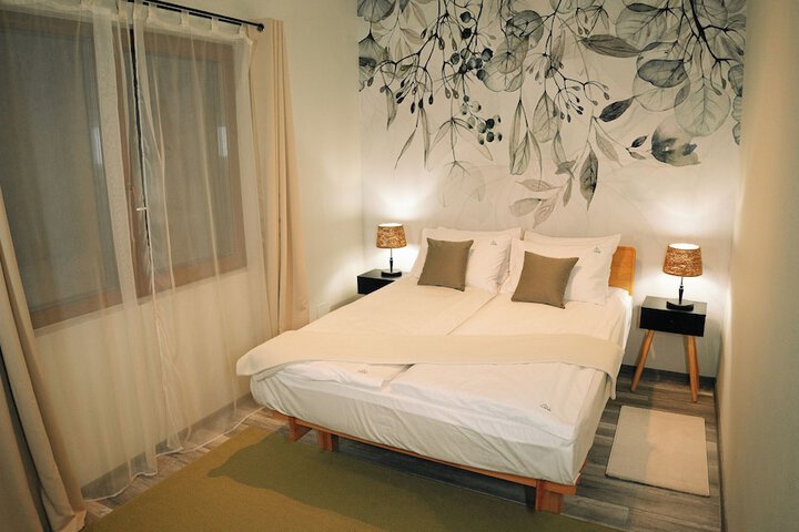 Room 92 of 184