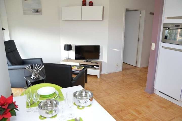 Room 10 of 39