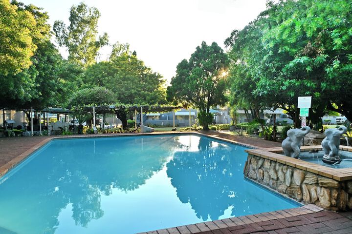 Pool 37 of 69