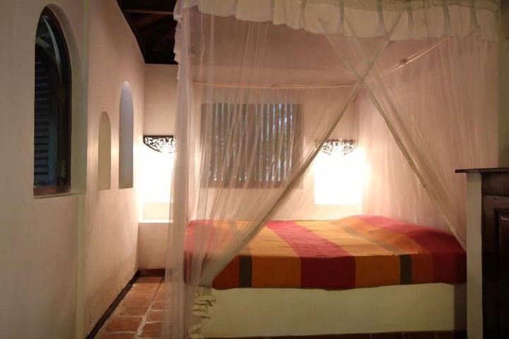 Room 6 of 39