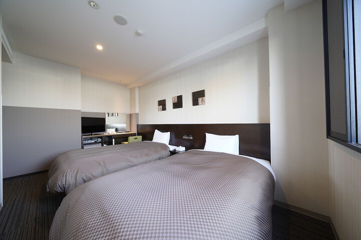 Room 21 of 55