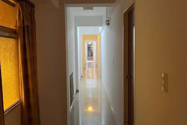 Room 8 of 42