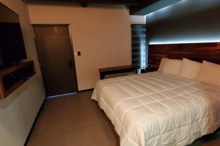 Room 8 of 45