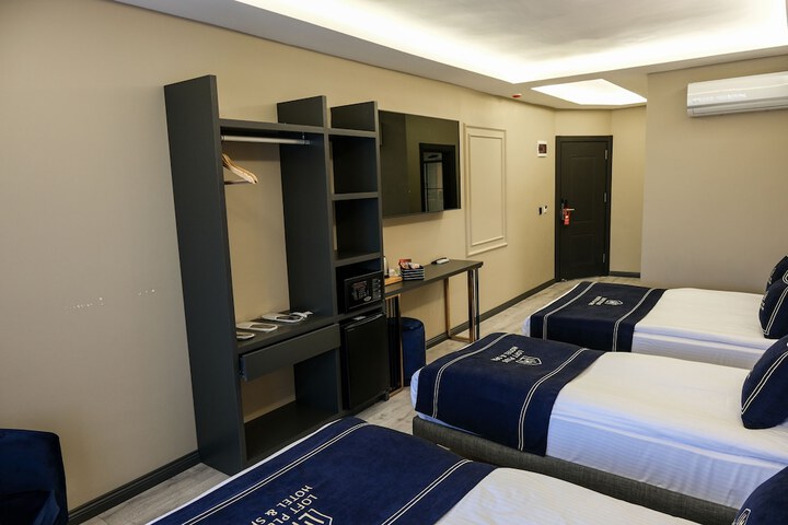 Room 20 of 46