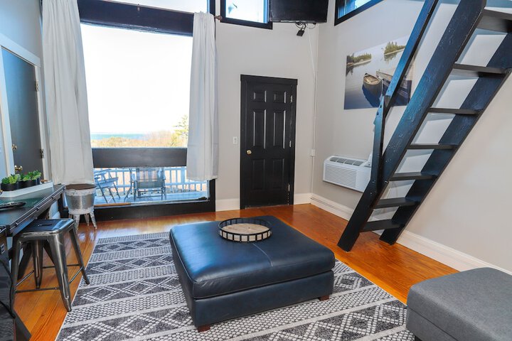 Room 46 of 140