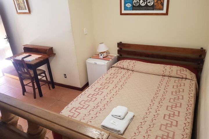 Room 15 of 23