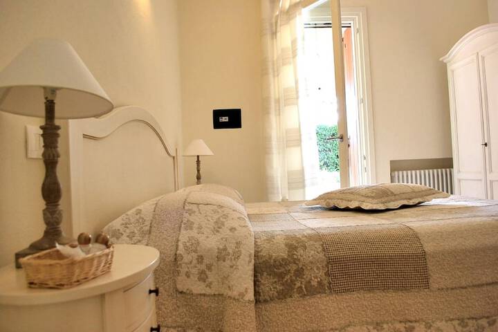 Room 14 of 60