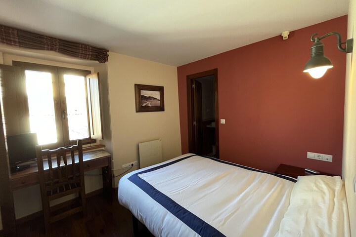 Room 54 of 95