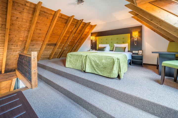 Room 15 of 57