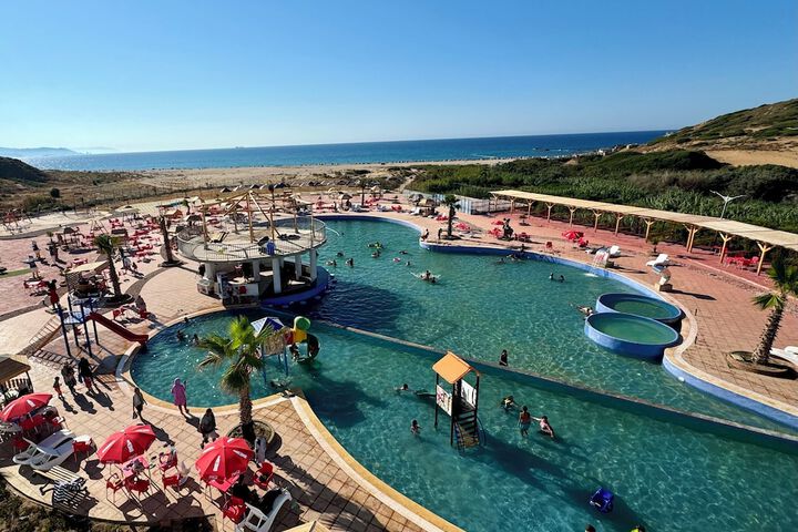 Pool 18 of 24