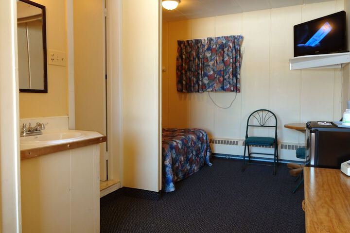Room 36 of 63