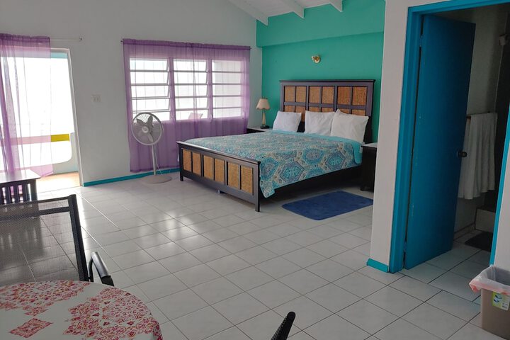 Room 4 of 31
