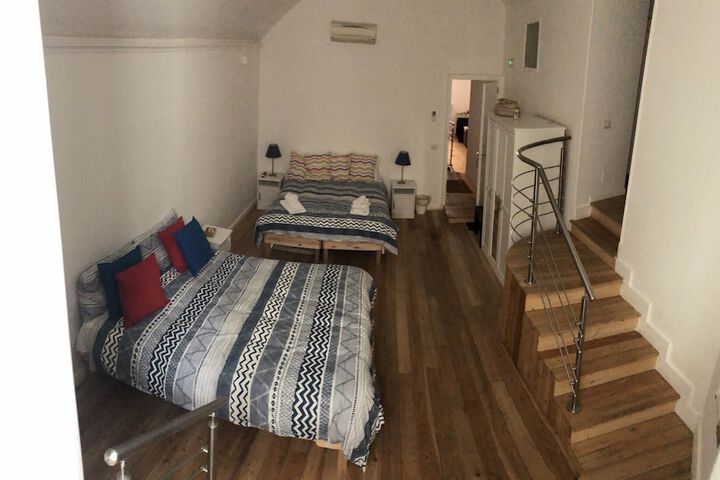 Room 12 of 21
