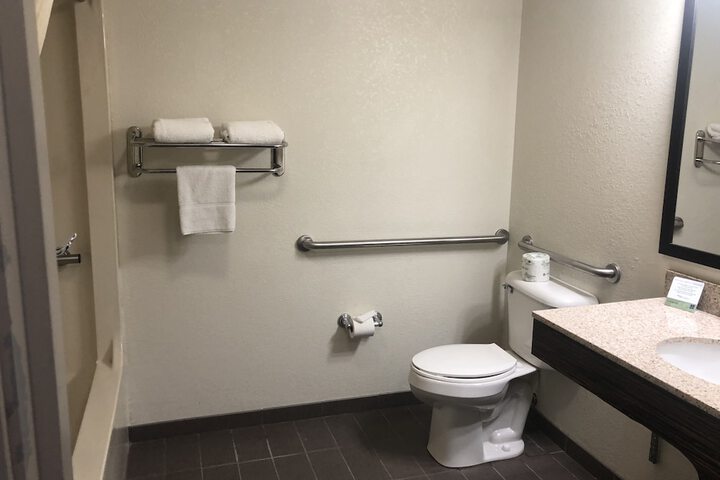 Room 34 of 50