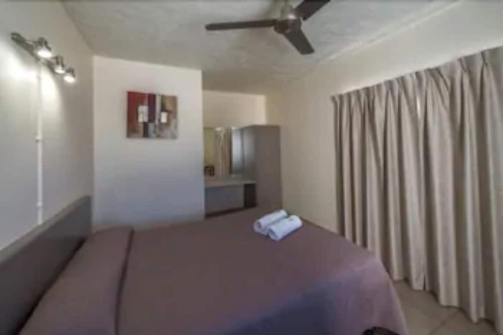 Room 11 of 57