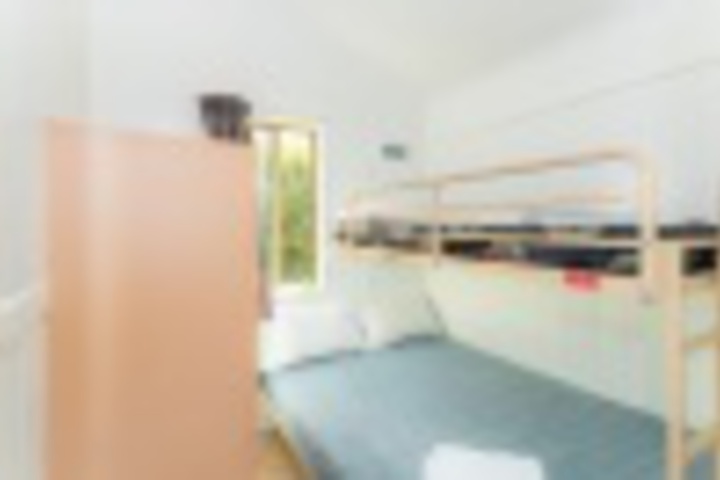Room 412 of 624