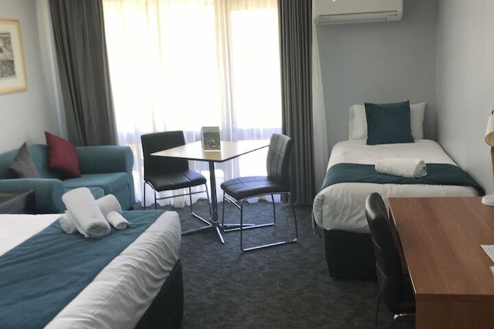 Room 26 of 59