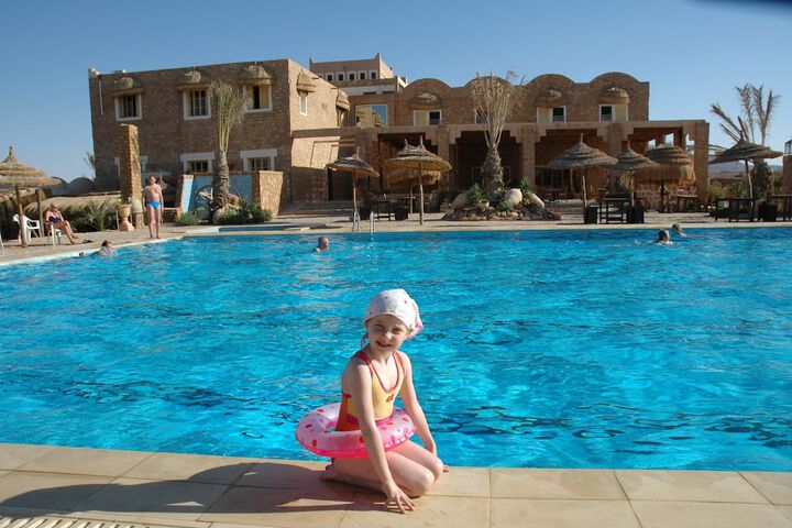 Pool Hotel