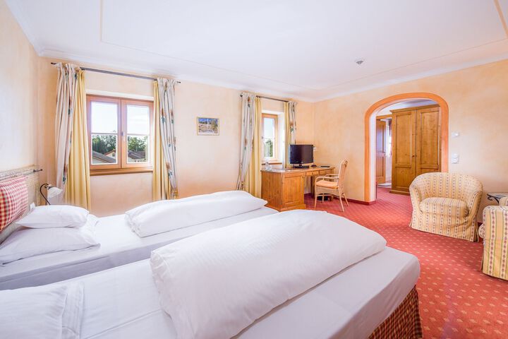 Room 7 of 44