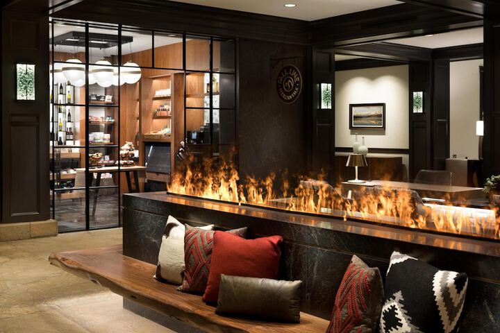 Guest Lobby
