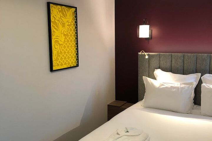 Room 15 of 117