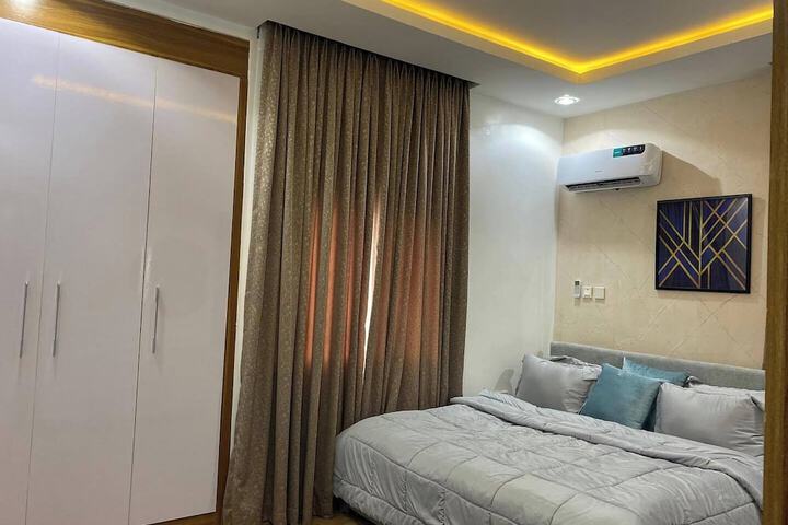 Room 3 of 50