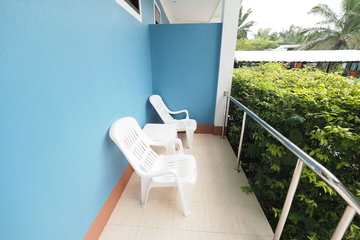 Terrace/Patio 11 of 35