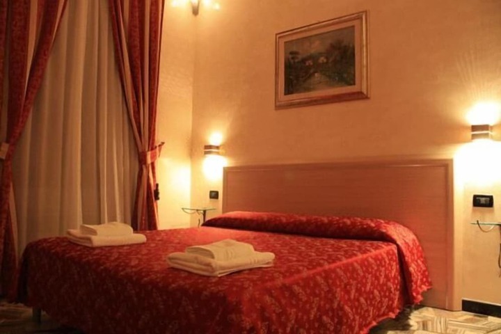 Room 20 of 53