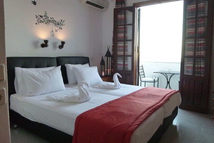 Room 3 of 26