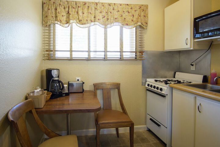 Room 30 of 90