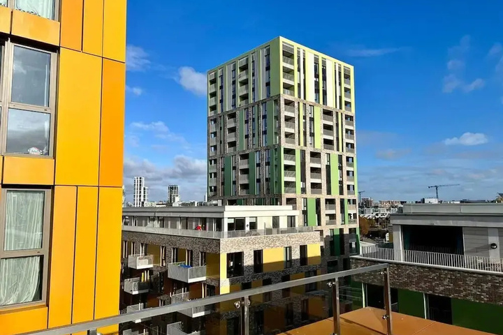 Luxury 5 Penthouse Greenwich Sleep 9 With Parking