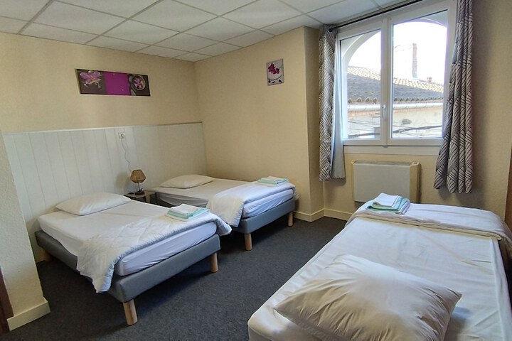 Room 30 of 59
