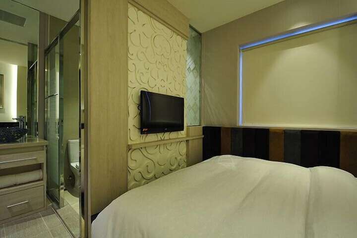 Room 20 of 59