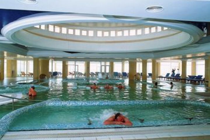 Pool 26 of 54