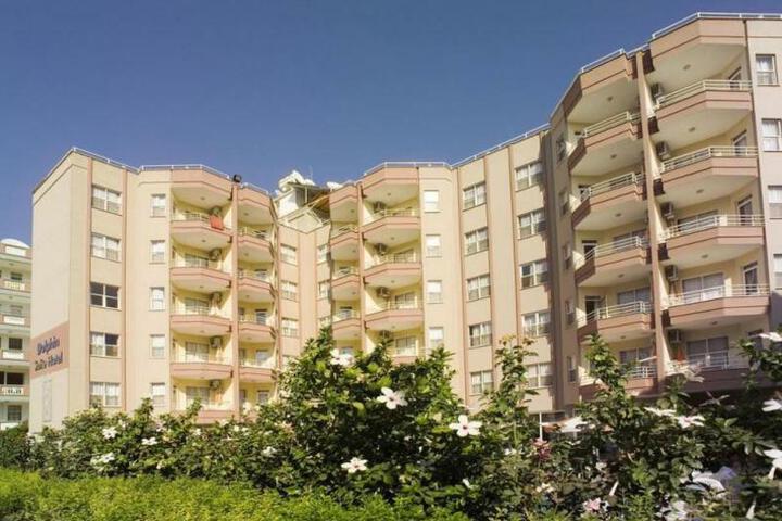 DOLPHIN HOTEL