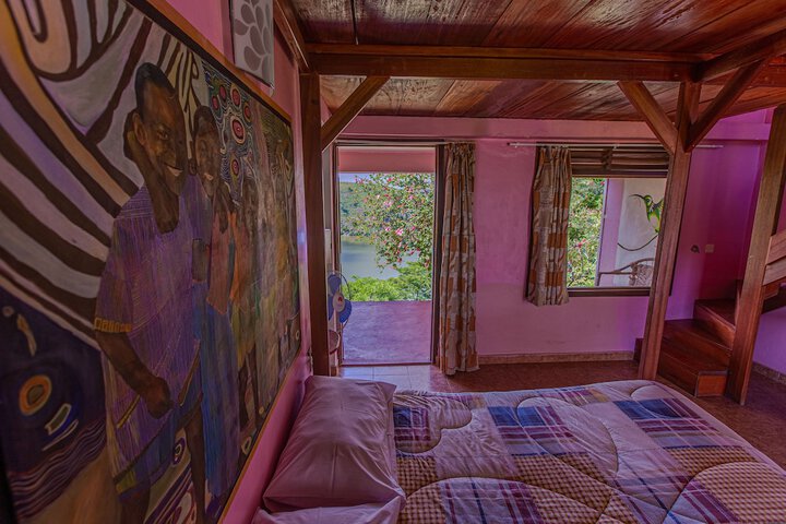 Room 17 of 43