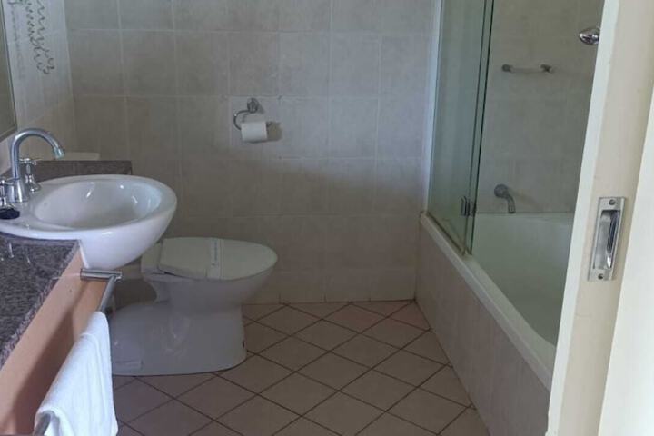 Room 15 of 28