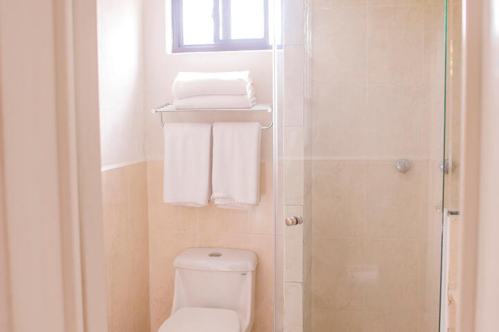 Room 4 of 62