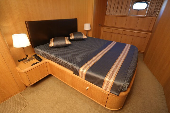 Room 12 of 39