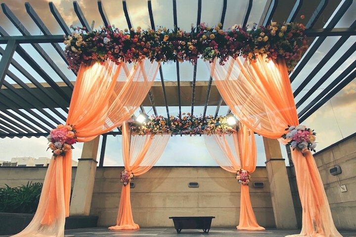Ballroom/Hall 68 of 87
