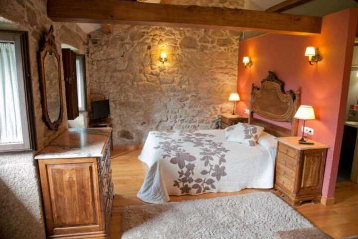 Room 15 of 27